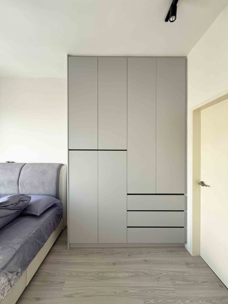 Wardrobe at Meta Residence