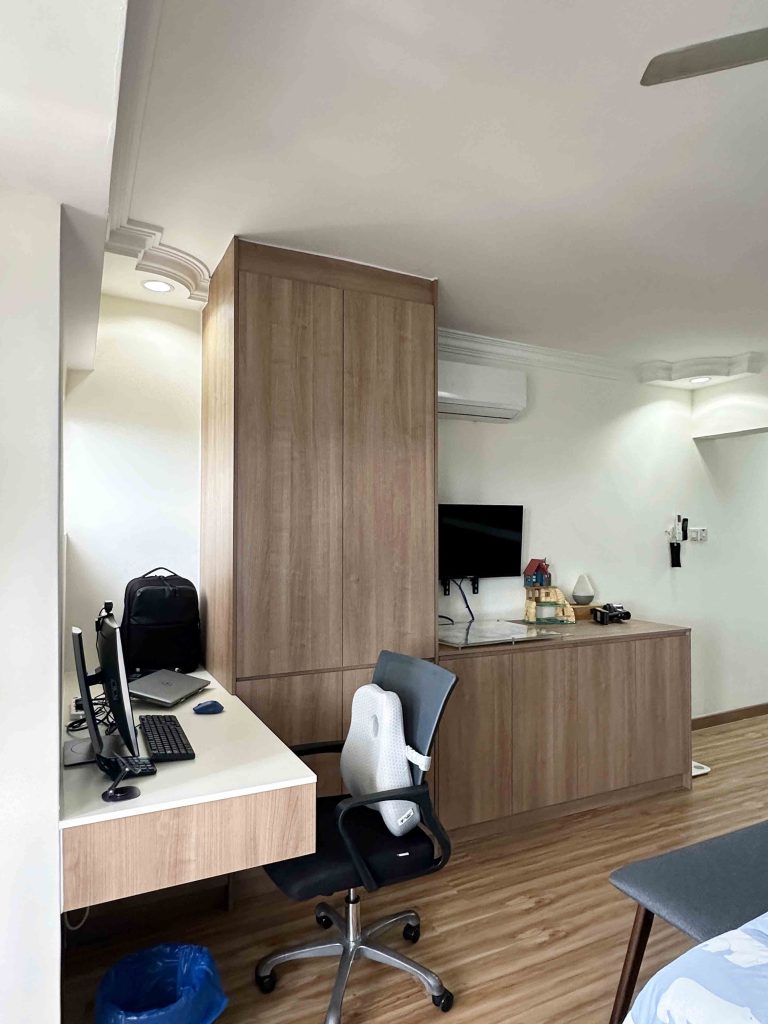 Study Table at Shang Villa Condominium