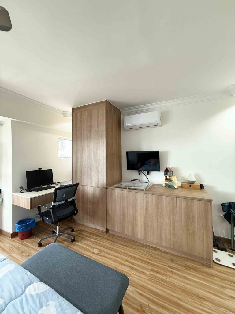 Study Table at Shang Villa Condominium