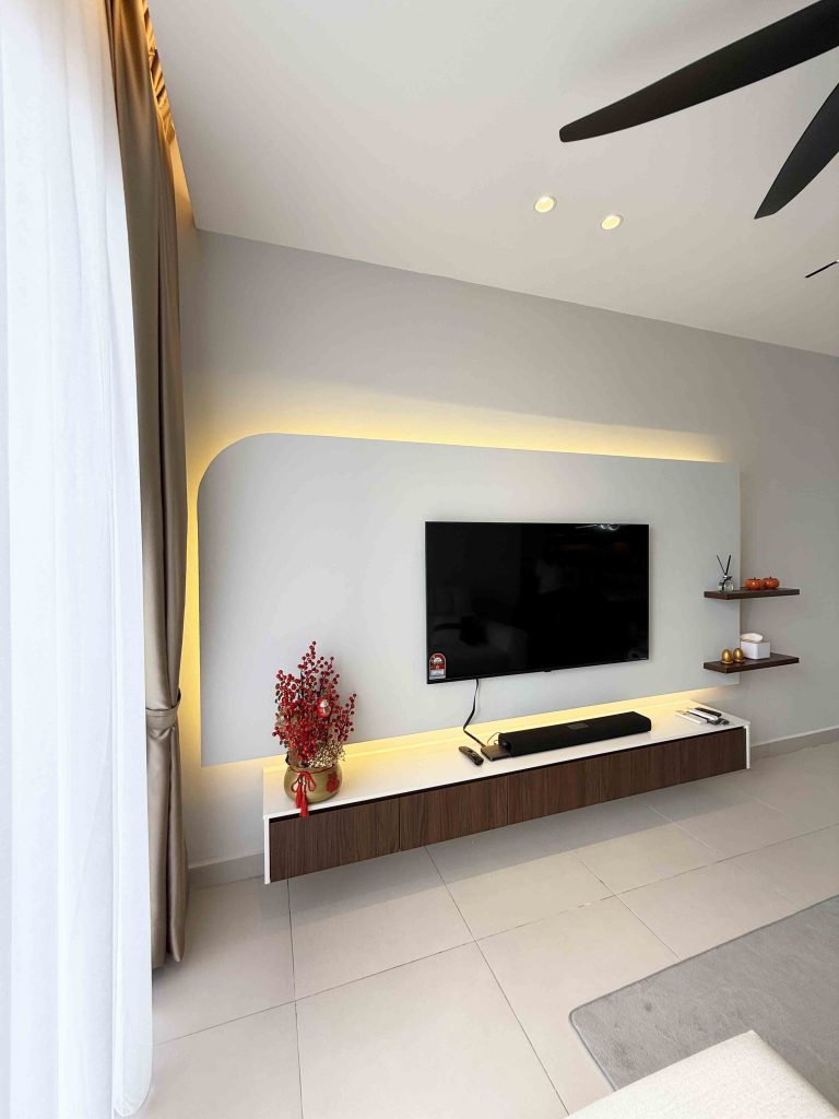 TV Cabinet at UNO Promenade Sungai Besi