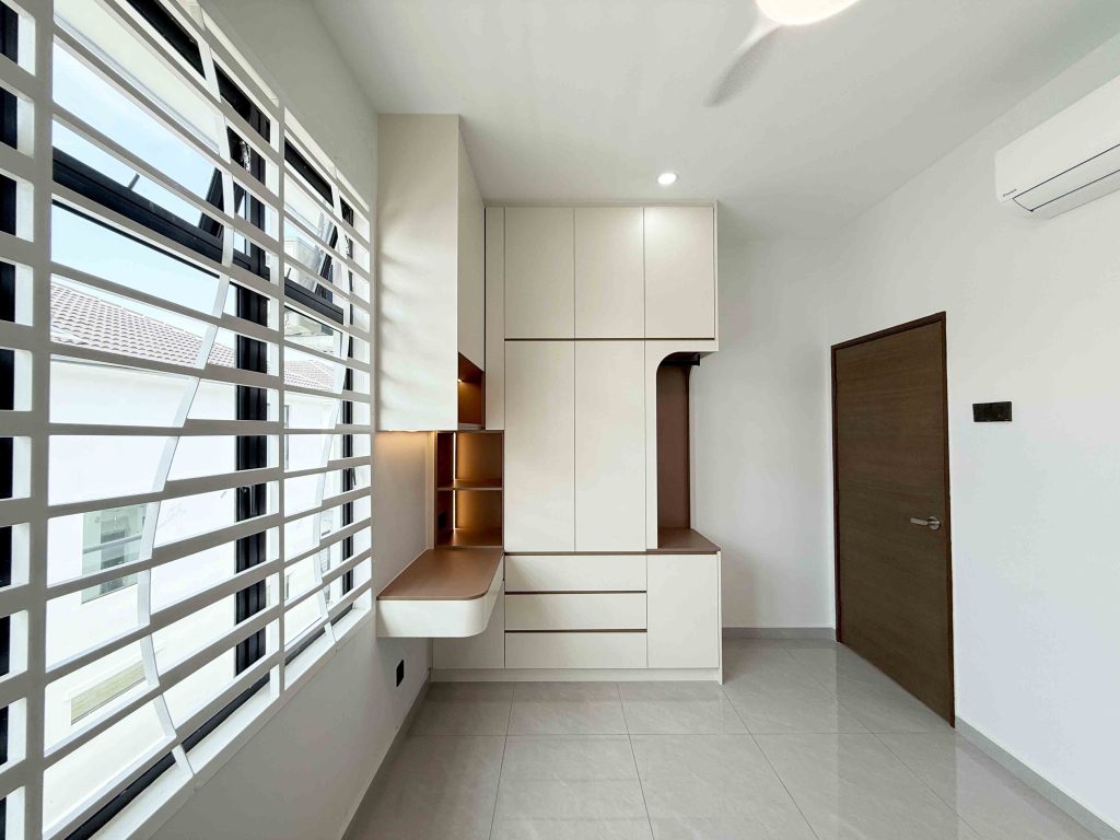 Wardrobe at Kota SAS @ Kuantan