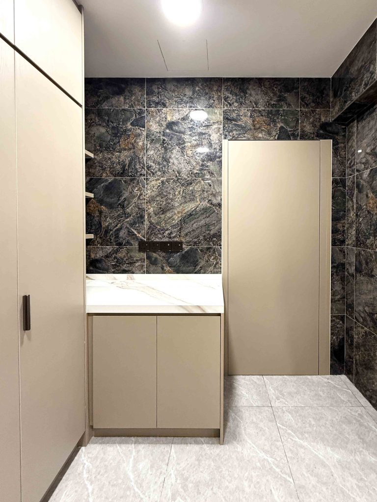 Kitchen Cabinet at The Main Place