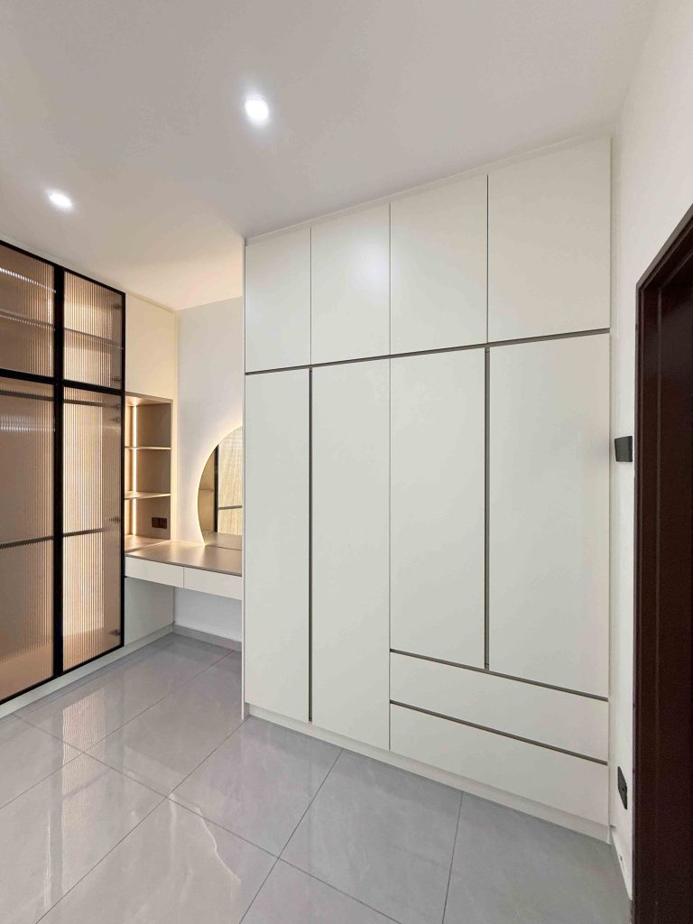 Wardrobe at Kota SAS @ Kuantan