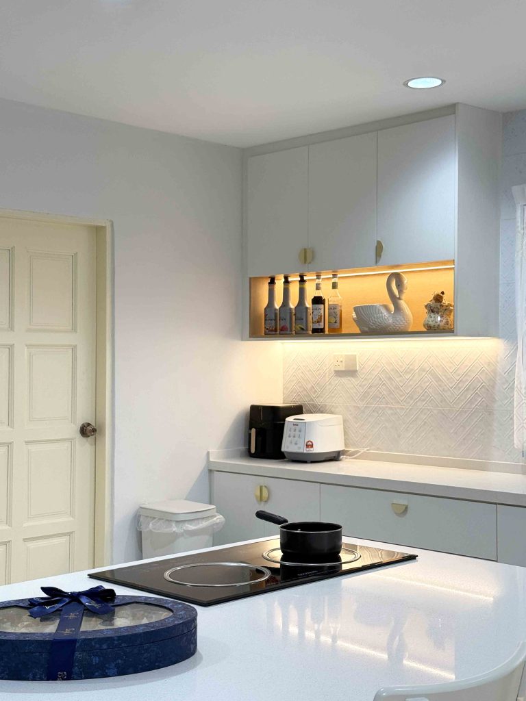 Kitchen Cabinet at Kampung Dato Keramat