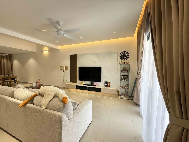 TV Cabinet at Bandar Gamuda Cove