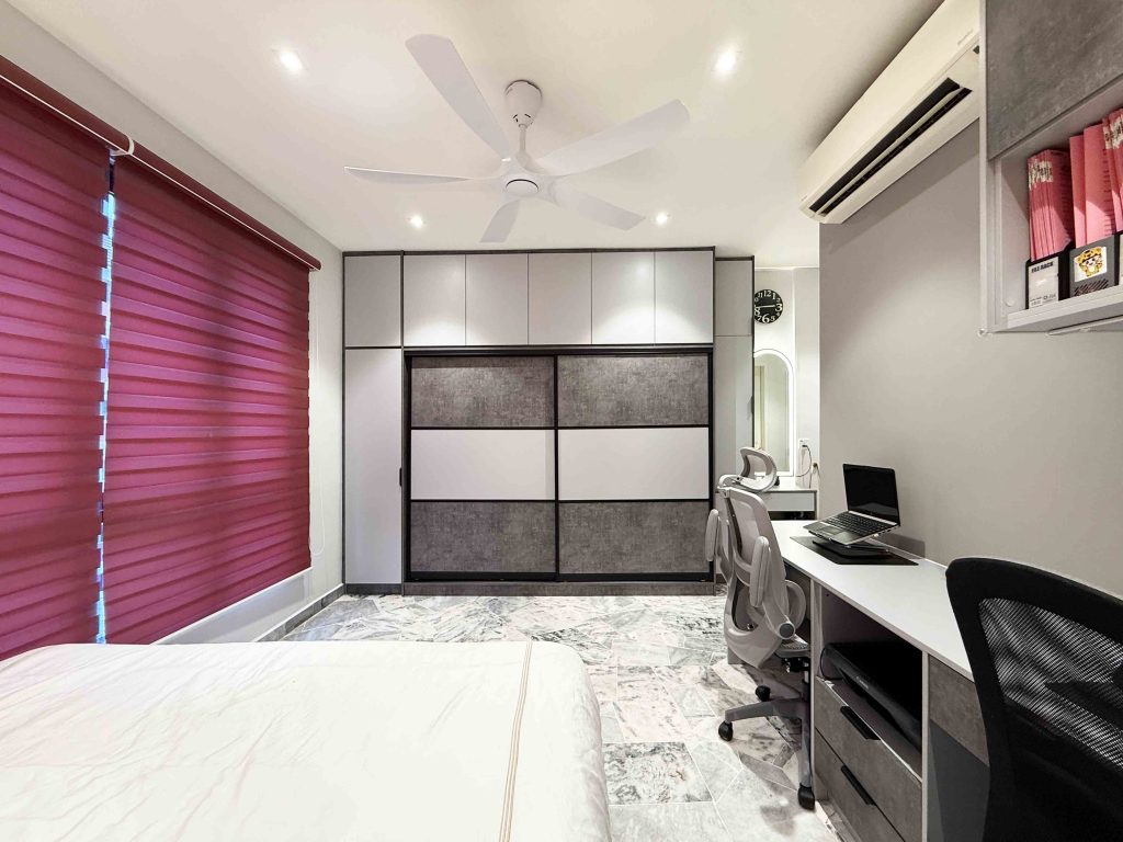 Wardrobe at The Resident Ampang South