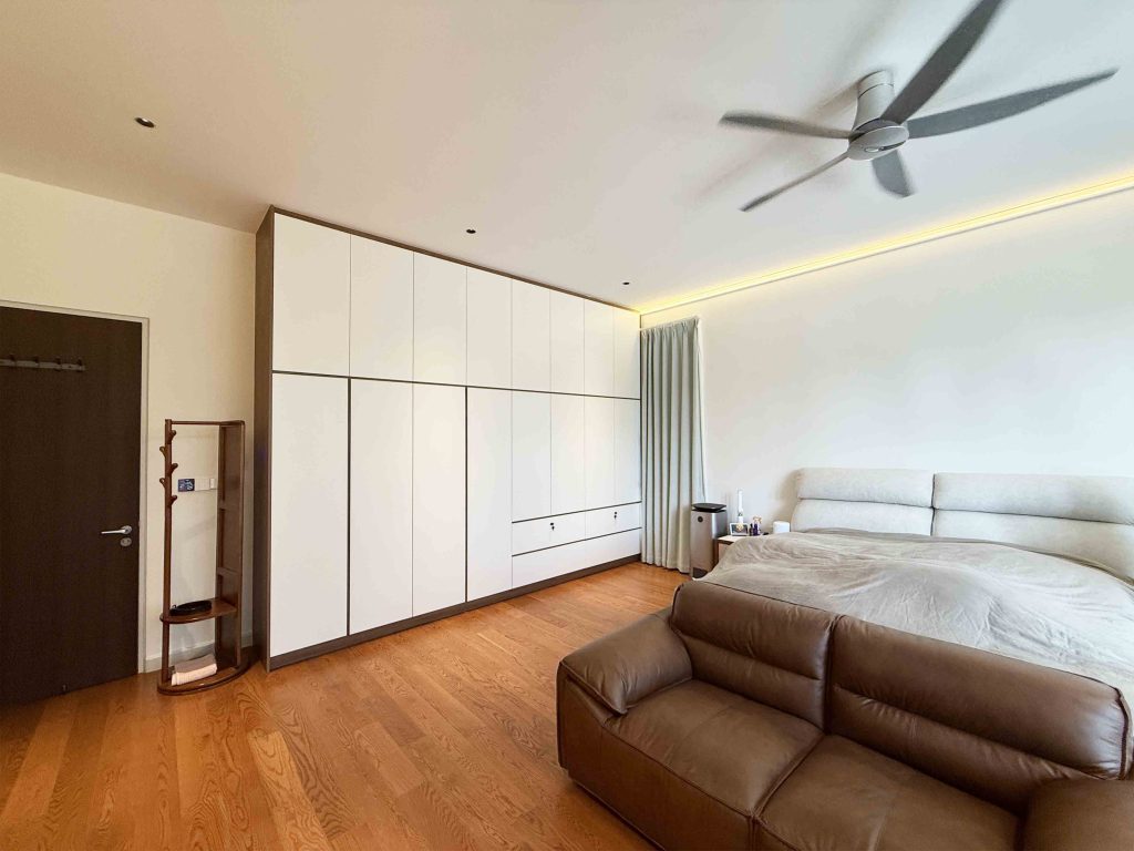 Wardrobe at Anggun Residence