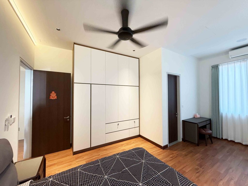 Wardrobe at Anggun Residence