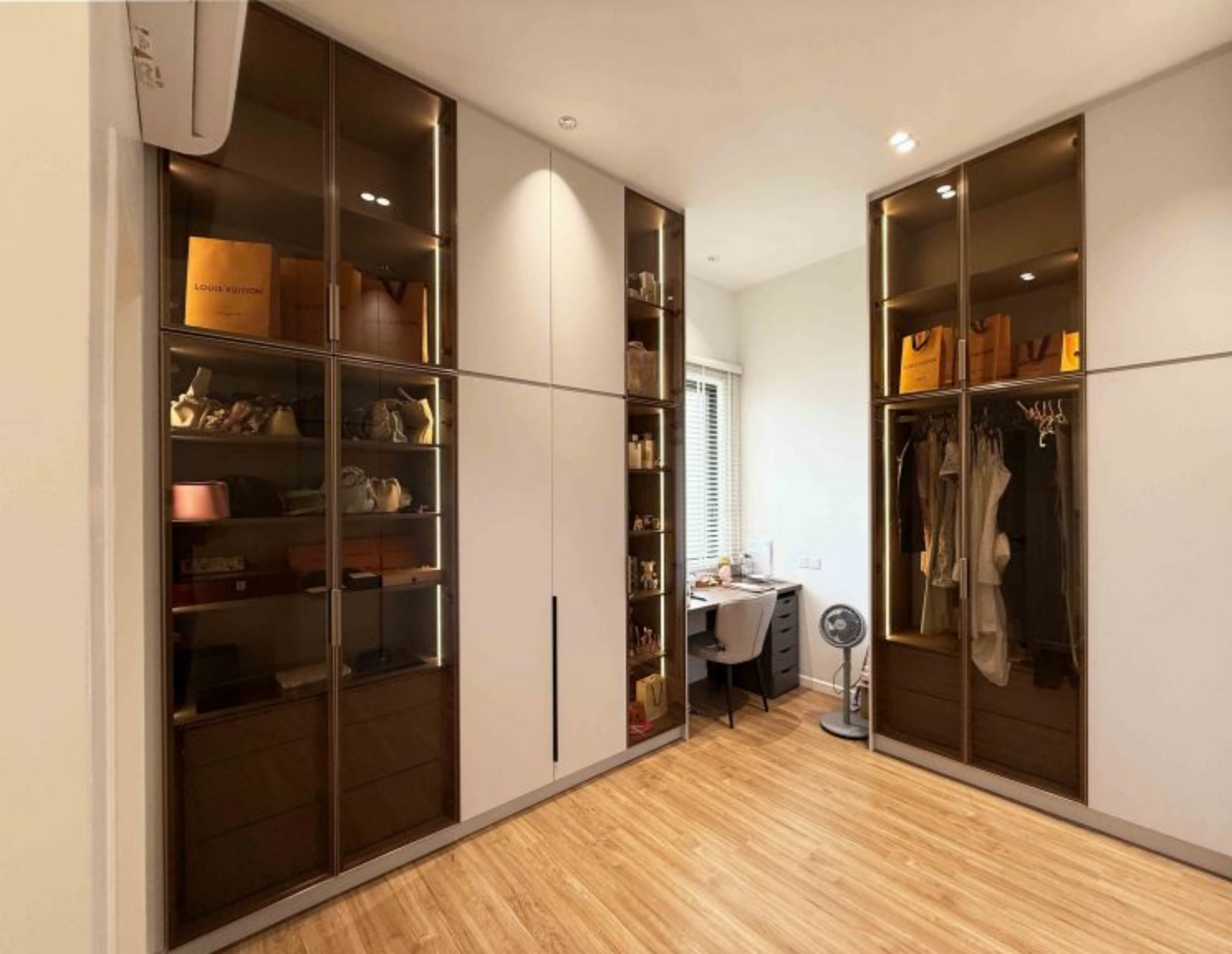 Swing Door Wardrobe vs Sliding Door Wardrobe Which Is Better for Your Home