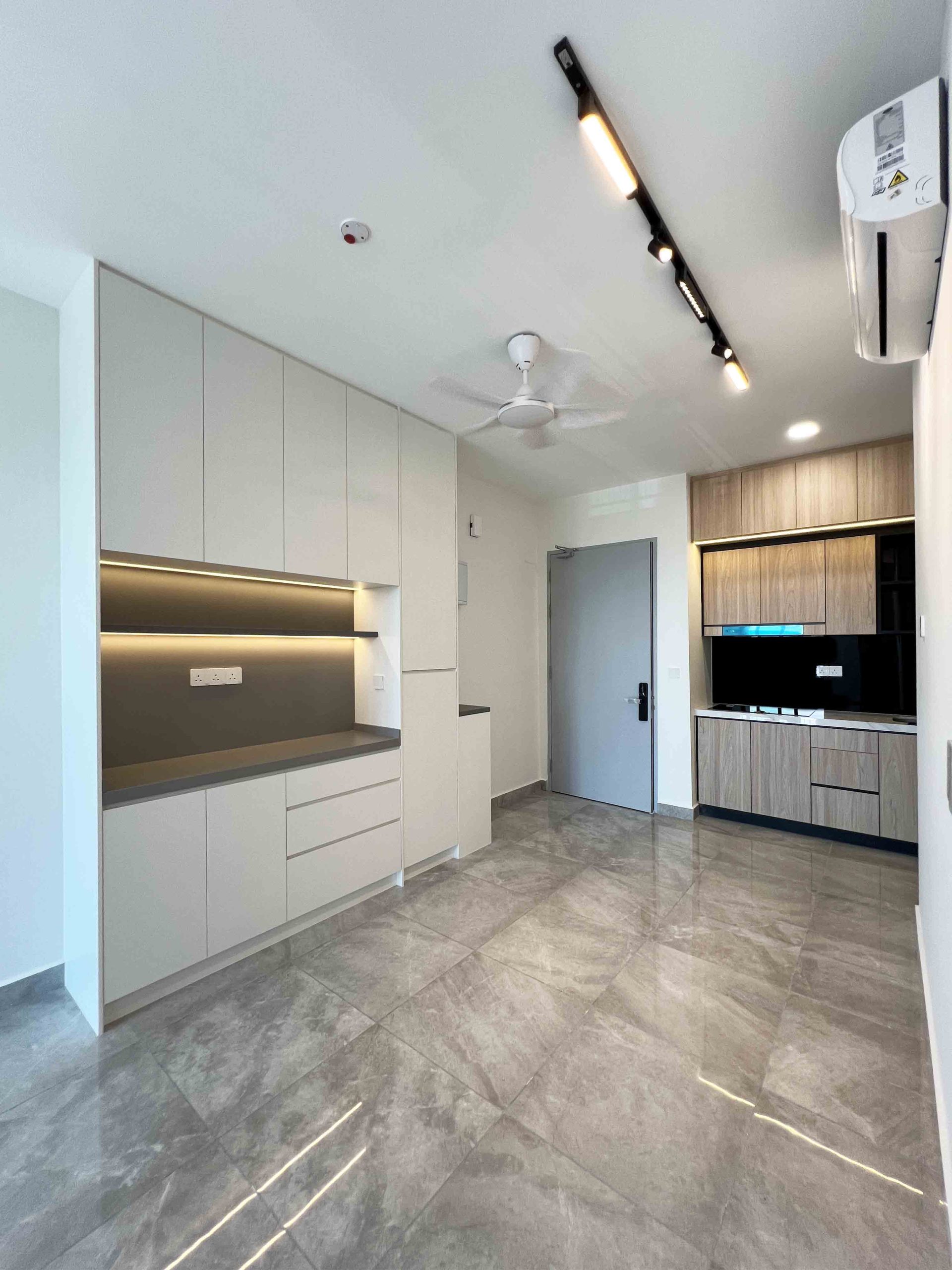 Display Cabinet at Ruby Residences